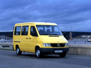 Mercedes-Benz Sprinter 1995 года
